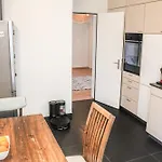 Enge Station - Private Room Alps